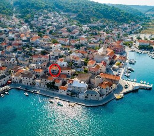 Apartments by the sea Pucisca, Brac - 15381