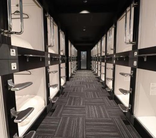 LEO YU Capsule Hotel Nishifunabashi