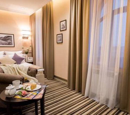 Park Hotel Warshawskiy