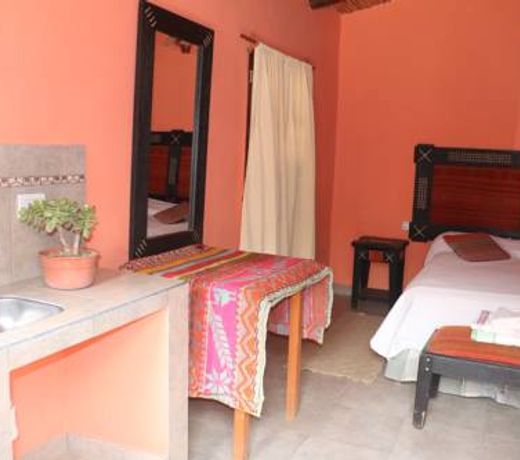 Hostal Paseo de los Colorados