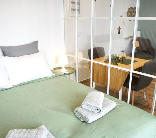 Warm & Cozy Studio in Athens
