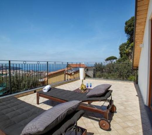 Eterea Charming Suites