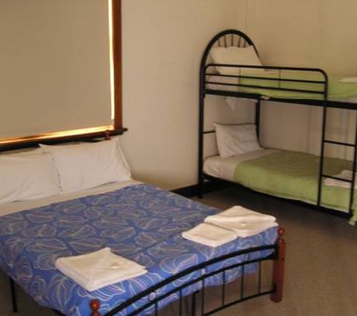 Hilltop Hotel Omeo