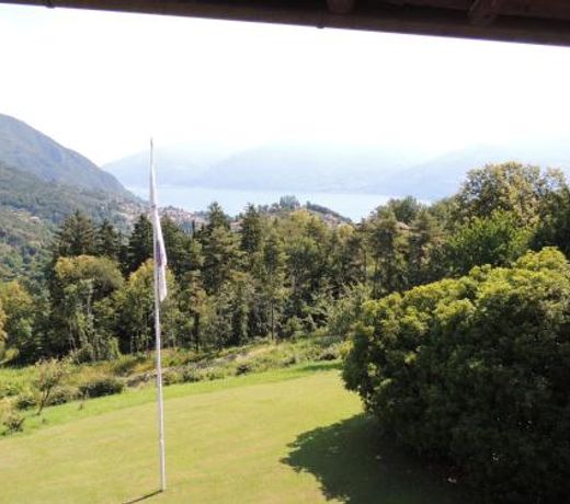 The Club Guest House