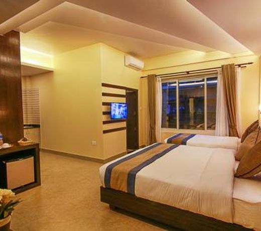 Hotel Lake Paradise