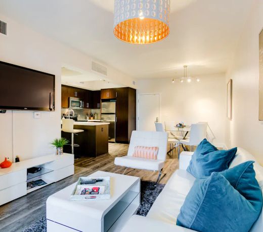 Stunning 1 bedroom Hollywood