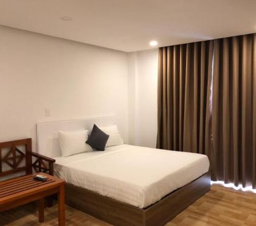 RedDoorz near Cho Xom Moi Nha Trang