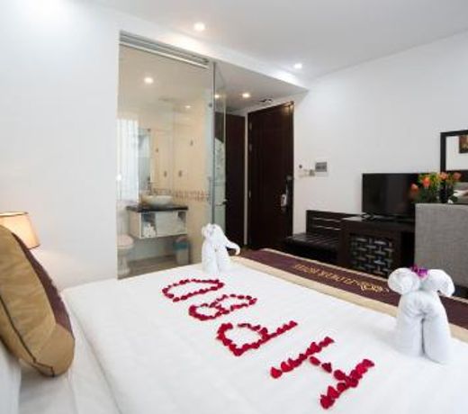 Flower Hotel