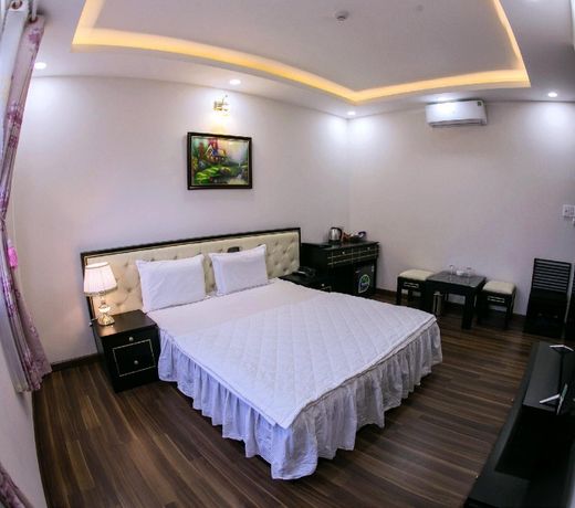 Vinh Hoi Hotel