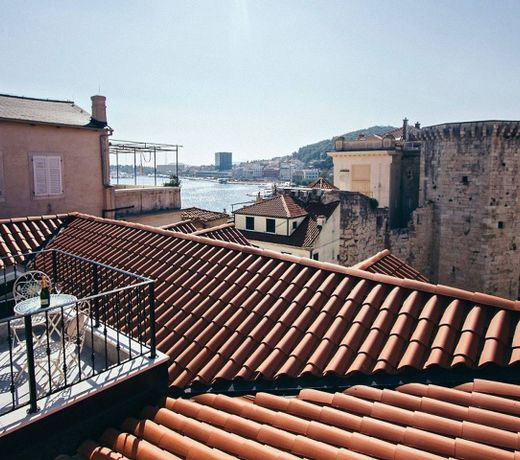 Plaza Marchi Old Town - MAG Quaint & Elegant Boutique Hotels
