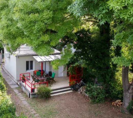 Cottage by the Lake