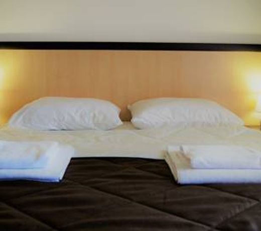 Utomlennye Solntsem Guest House