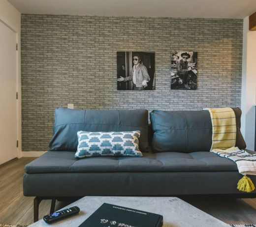Capri XVIII Sublime 1BR in Phoenix Roosevelt Row District