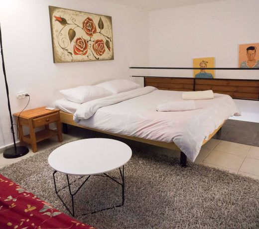 Wonderfull spacious studio by heart of jaffa