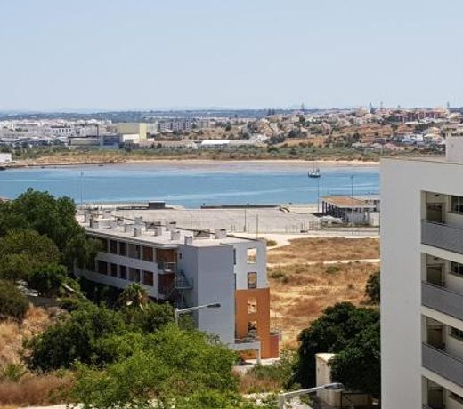 Encosta da Marina Residence