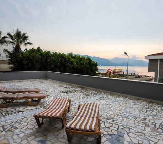 Little Gem's 2 bedrooms Sea View Home Marmaris