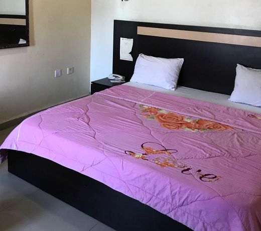 Sumed Suites