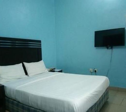Jesuit Continental Suites