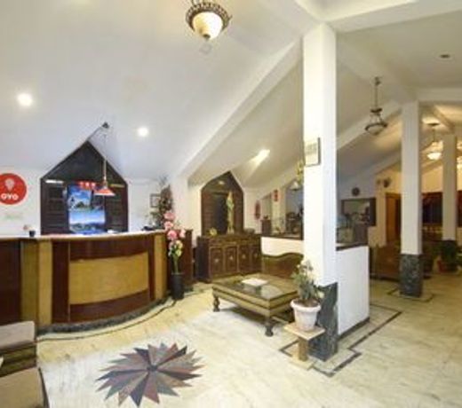 OYO 12527 Hotel Oak Valley