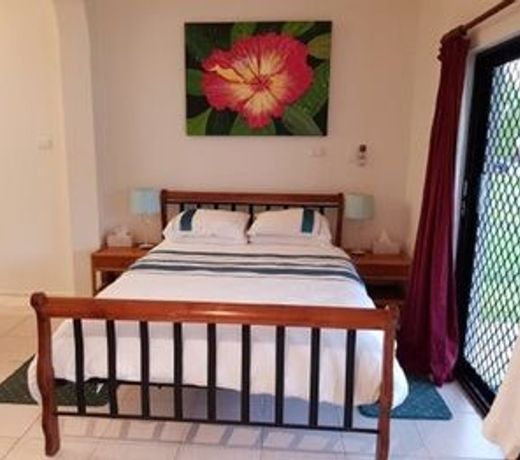 Froggy Hollow Holiday Cottage