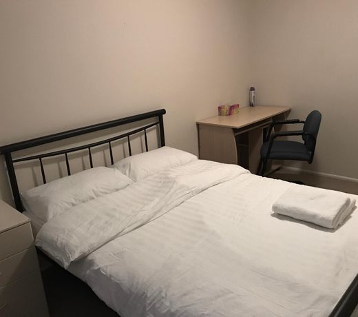Convenience house in Nerang with Private room