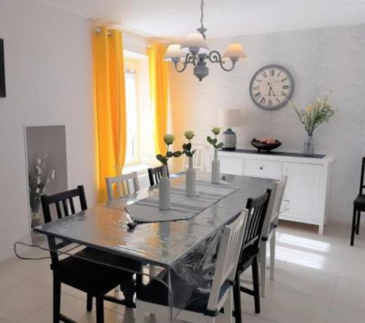 GÃ®te Beaumont-la-Ronce, 5 piÃ¨ces, 8 personnes - FR-1-381-97