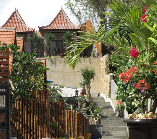 Yoki's Bungalow