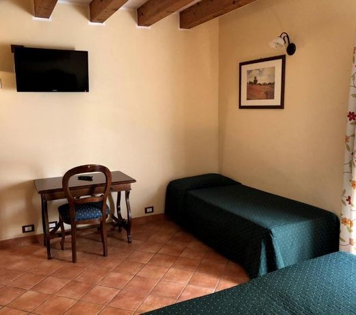 Apollo B&B