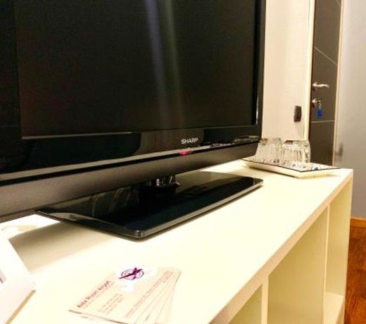 Alex Room Airport