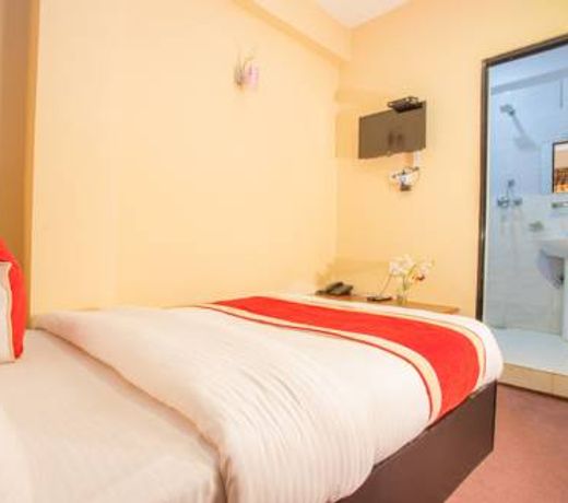 OYO 139 Hotel Sujata Inn