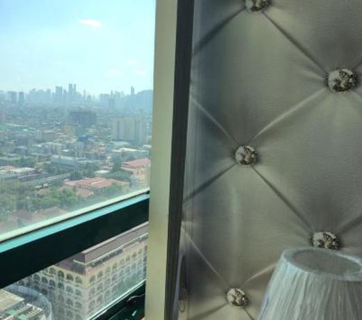 67 sqm. Condo Unit in Robinson Place Residences