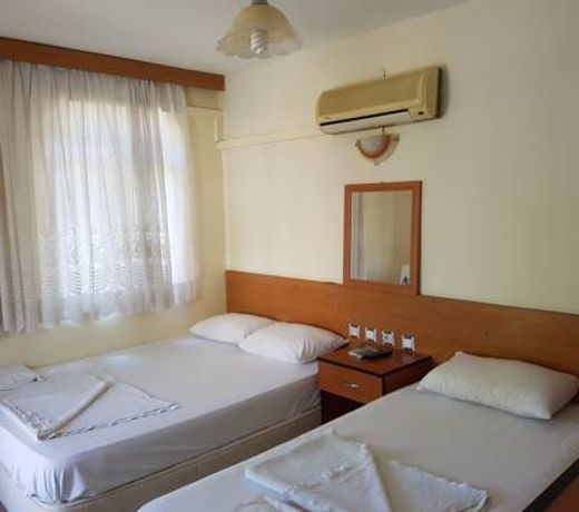 Hotel Bella