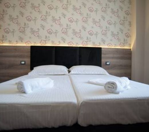 Inn Hotel