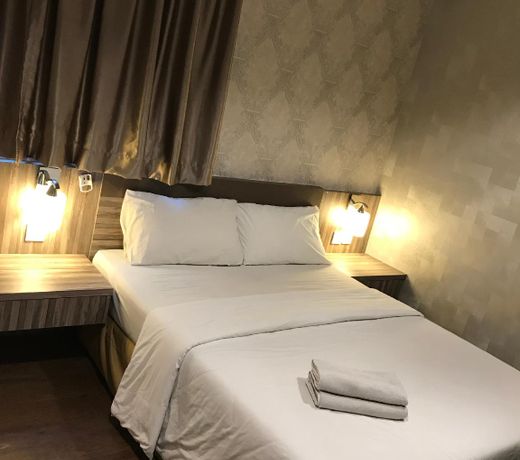 Victory Hotel
