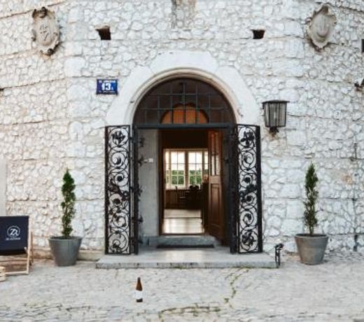 Forest Hotel