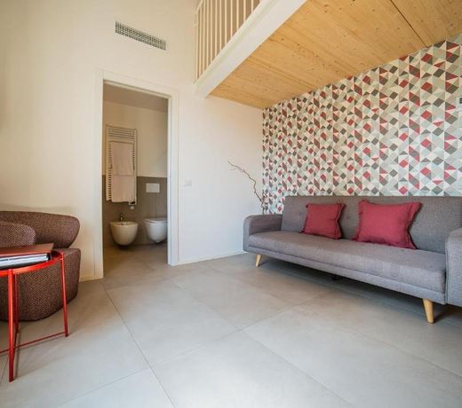 Le Stanze del Lago Suites & Pool