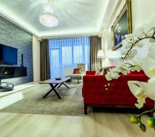 Apartment Chic by Landev
