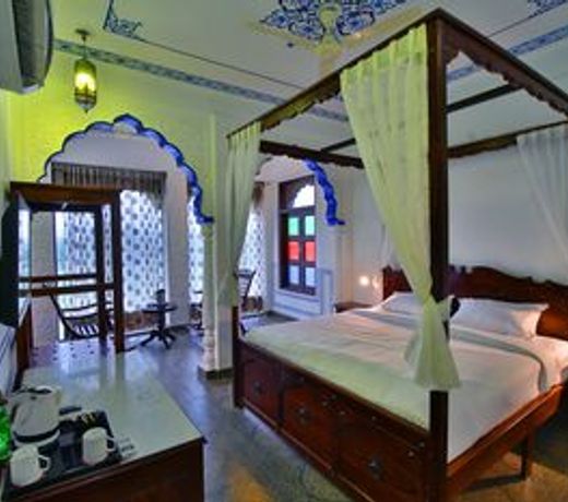 FabHotel Shree Villas
