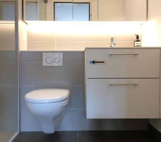 In Swiss Home - Barfusserplatz BAR street Apartment