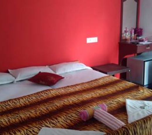 Nalukettu Resort