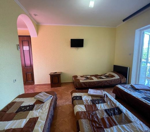Druzhba Guest House