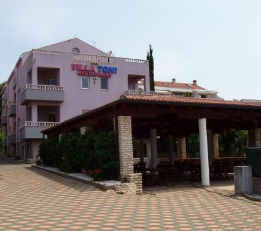 Apartments by the sea Sveti Filip i Jakov, Biograd - 14319