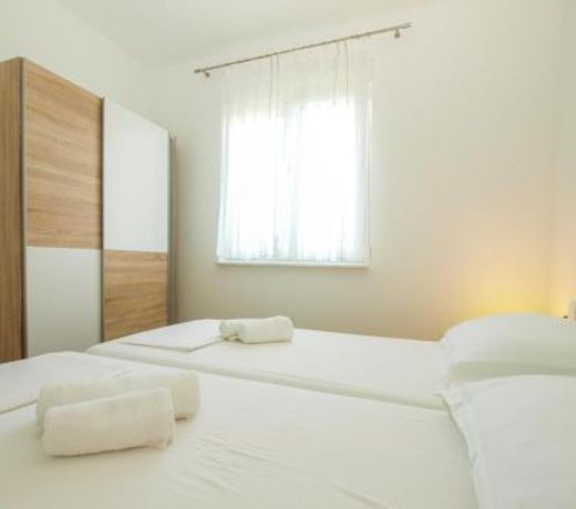 4 Stars Apartments-Pikula