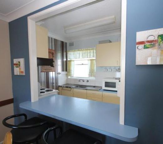 BEACHFRONT 3- 3/12 Bundella Ave LC