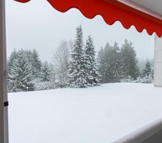 Modern & schÃ¶ner Ausblick