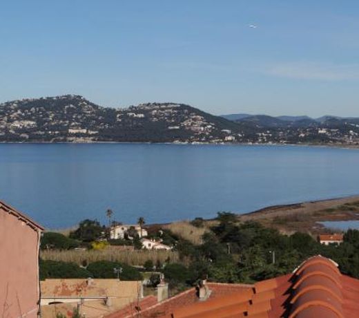 Appartement vue mer, Presqu'il de Giens