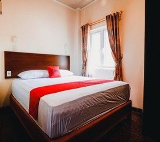 RedDoorz near Halim Perdanakusuma 3