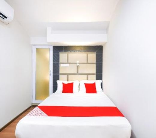 OYO 1023 La Mirina Boutique Inn