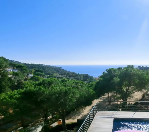 104664 -  Villa in Lloret de Mar