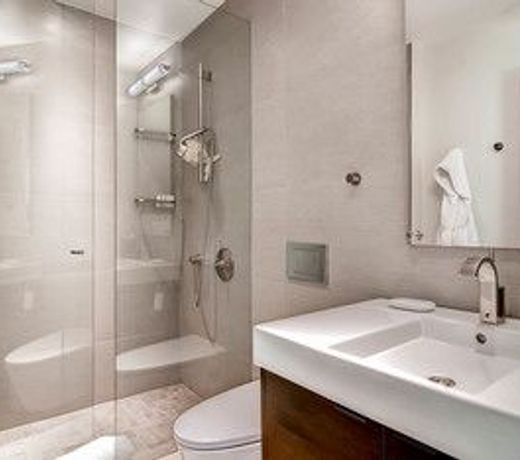 Vail Mountain Lodging by East West